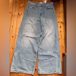 Zara Distressed Wide Leg Jeans Size 8